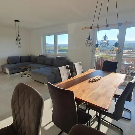 Schöne 3-zimmer Neubauwohnung Apartment Neuenstadt am Kocher