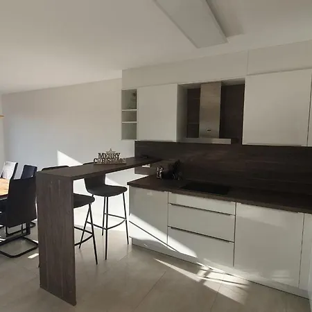 Schöne 3-zimmer Neubauwohnung